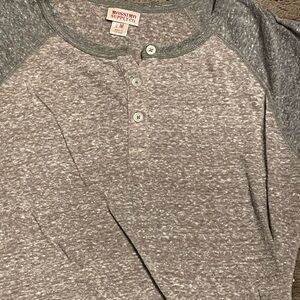 5 shirts lot bundle most never worn, long sleeve sizes listed lightweight green